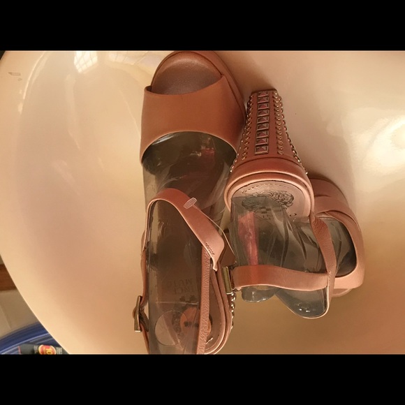 Size 7 Vince Camuto blush pink silver studded - Picture 4 of 7